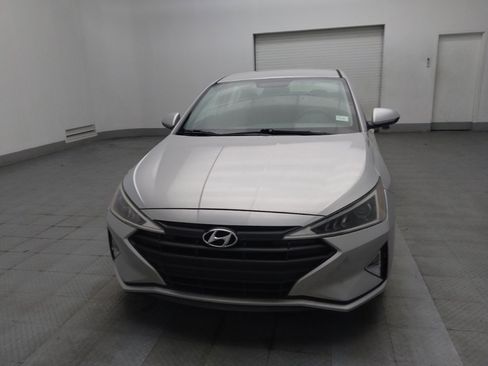 Used 2019 Hyundai Elantra SE image 15