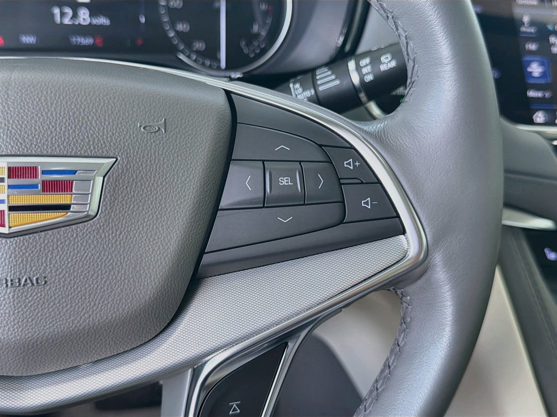 Certified 2023 Cadillac XT5 Premium Luxury FWD image 37