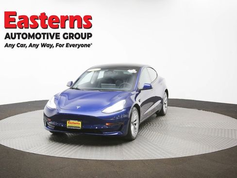 Used 2022 Tesla Model 3 Standard Range RWD image 52