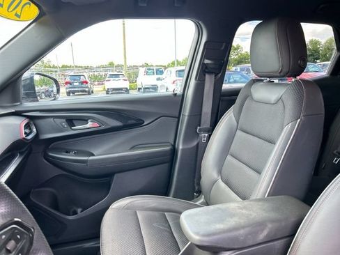 Used 2023 Chevrolet TrailBlazer RS FWD image 29