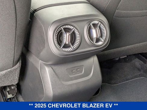 New 2025 Chevrolet Blazer EV LT AWD/4WD image 24