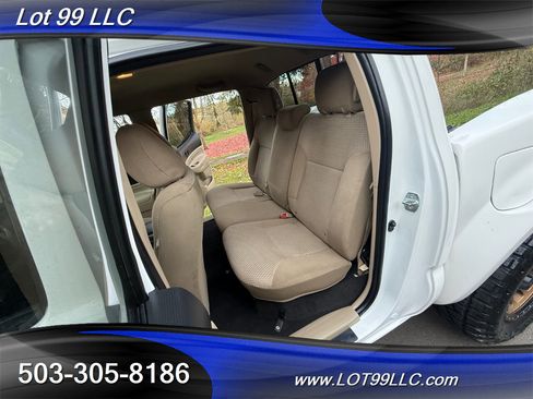 Used 2012 Toyota Tacoma PreRunner w/ SR5 Pkg image 16