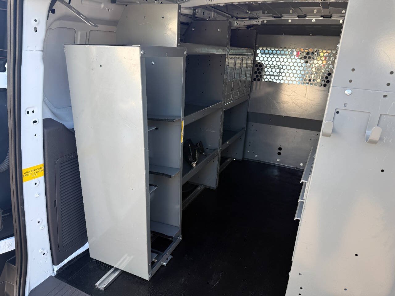 Used 2022 Ford Transit Connect XL FWD image 10