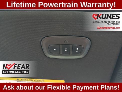 Used 2019 RAM 1500 Laramie image 32