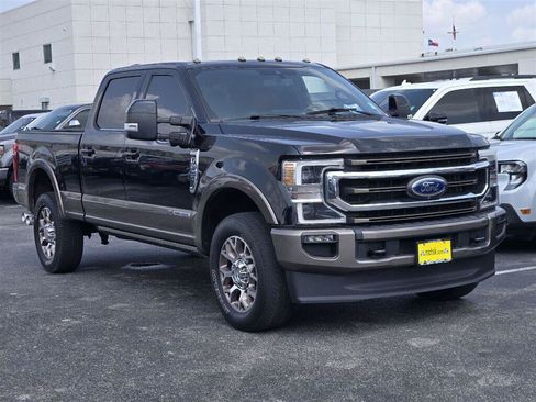 Used 2022 Ford F250 King Ranch w/ King Ranch Ultimate Package AWD/4WD image 3