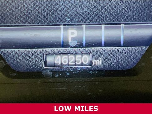 Used 2025 RAM 1500 Big Horn AWD/4WD image 17