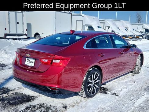 Used 2018 Chevrolet Malibu LT w/ Leather Package image 10