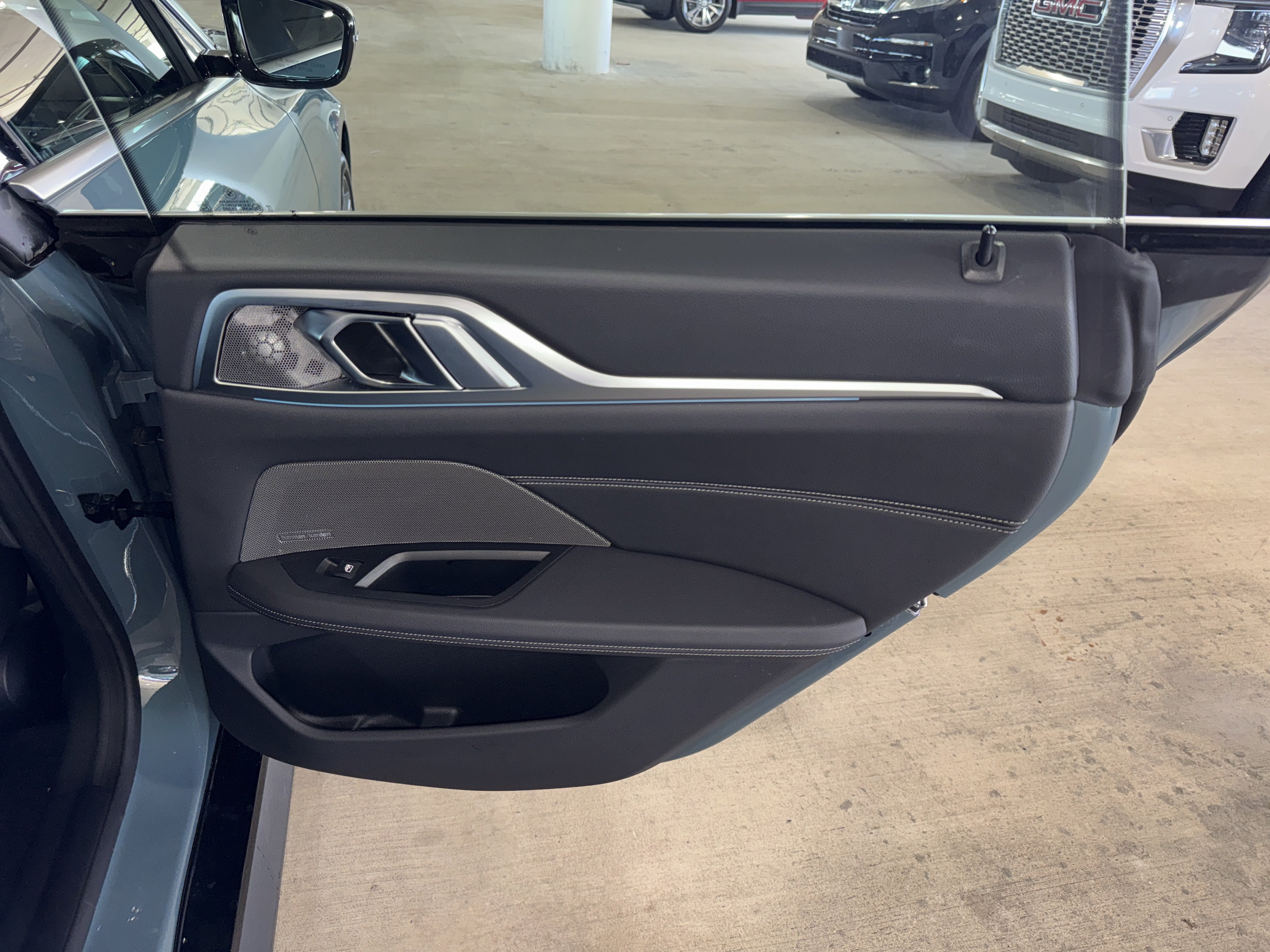 Used 2025 BMW 430i w/ Premium Package RWD image 11