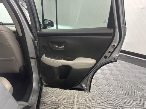 New 2026 Honda HR-V EX-L image 18