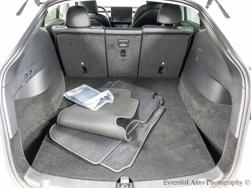 Used 2022 Tesla Model Y Performance image 24