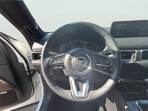 Used 2023 MAZDA CX-5 Signature image 4