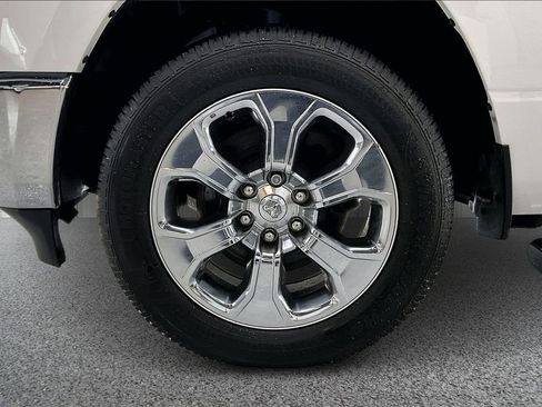Used 2020 RAM 1500 Big Horn AWD/4WD image 34