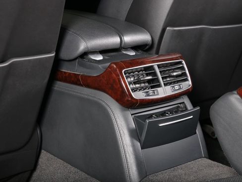 Used 2013 Audi A8 L 4.0T w/ Comfort Pkg image 50