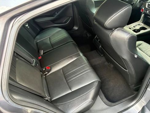 Used 2019 Honda Accord Touring image 22