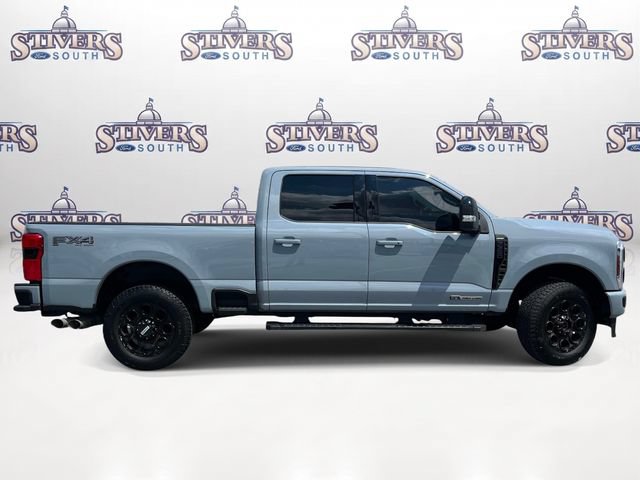 Used 2025 Ford F350 Lariat w/ Black Appearance Package AWD/4WD image 2