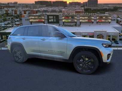 New 2025 Jeep Grand Cherokee Altitude