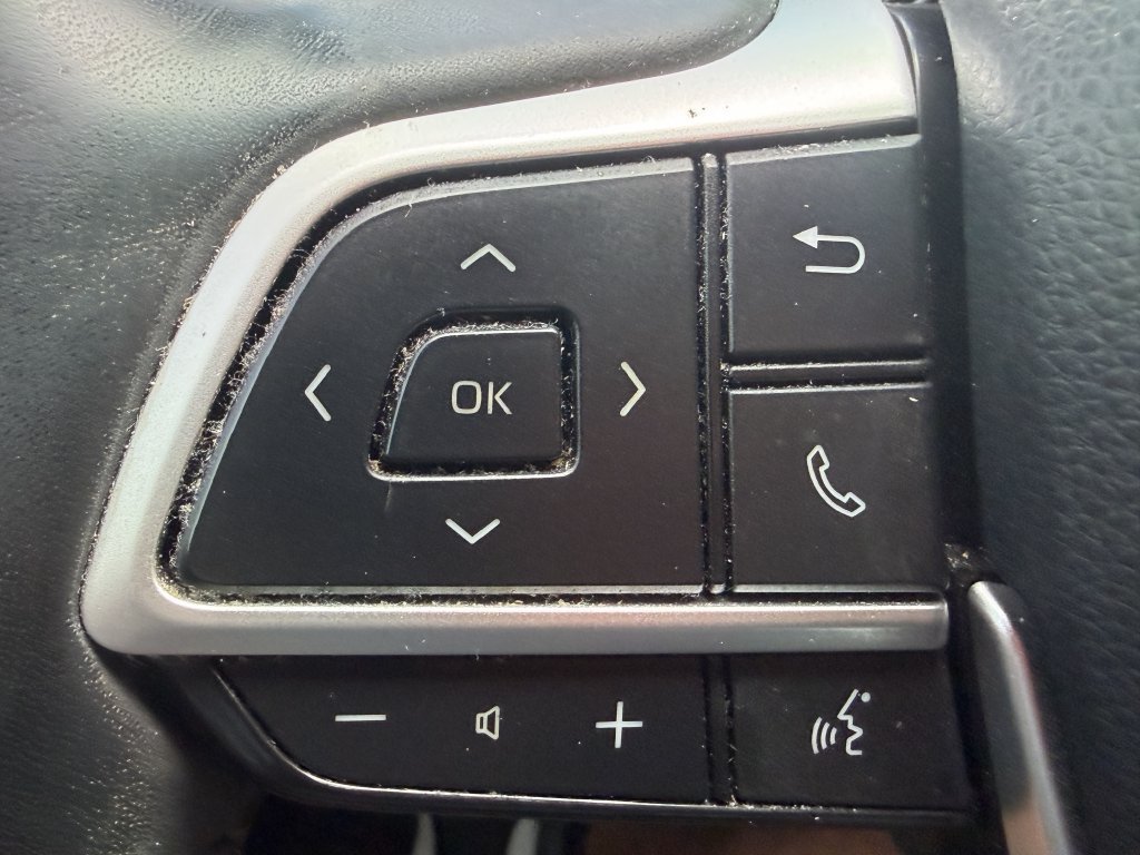 Used 2022 Toyota Highlander Platinum AWD/4WD image 35