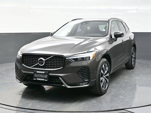 Used 2025 Volvo XC60 B5 Plus w/ Climate Package AWD/4WD image 2