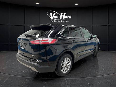 Used 2023 Ford Edge SEL w/ Convenience Package AWD/4WD image 7