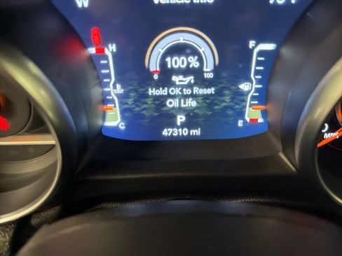 Used 2023 Jeep Wrangler Unlimited Rubicon w/ LED Lighting Group AWD/4WD image 24