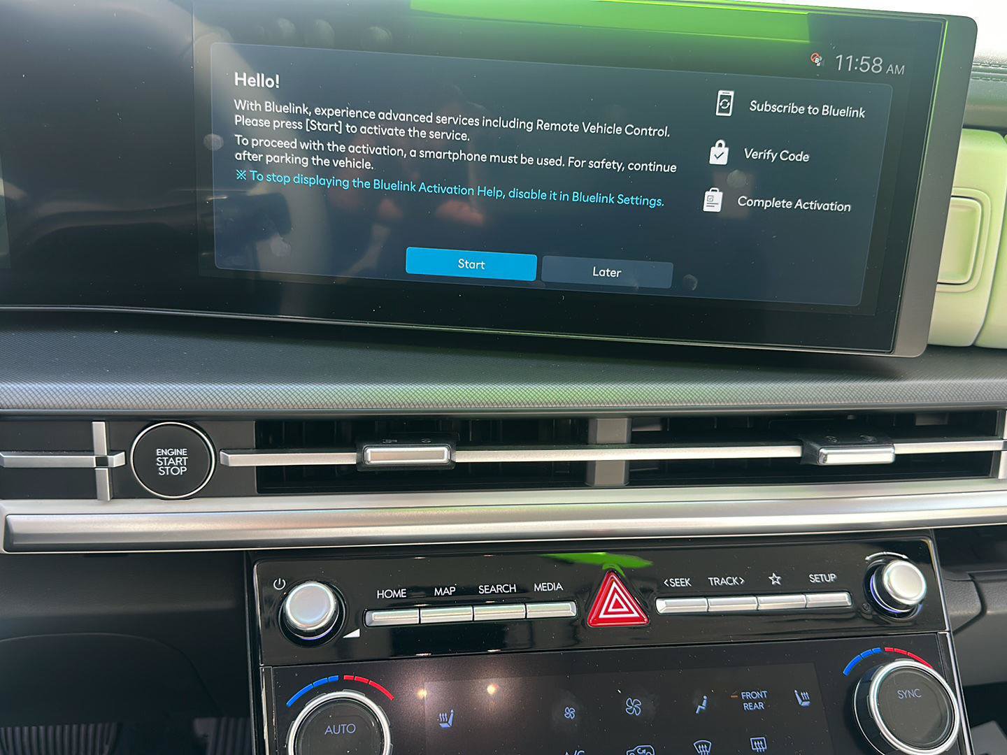 Certified 2025 Hyundai Santa Fe SEL AWD/4WD image 22