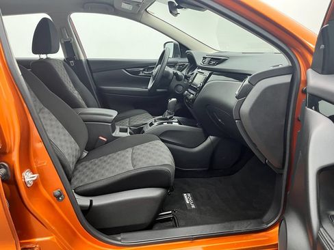Used 2020 Nissan Rogue Sport SV FWD image 31