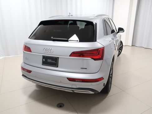 Used 2021 Audi Q5 2.0T Premium w/ Convenience Package AWD/4WD image 5