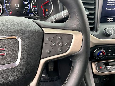Used 2023 GMC Acadia Denali FWD image 29