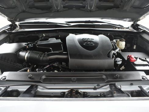 Certified 2021 Toyota Tacoma TRD Sport w/ TRD Premium Sport Package AWD/4WD image 30