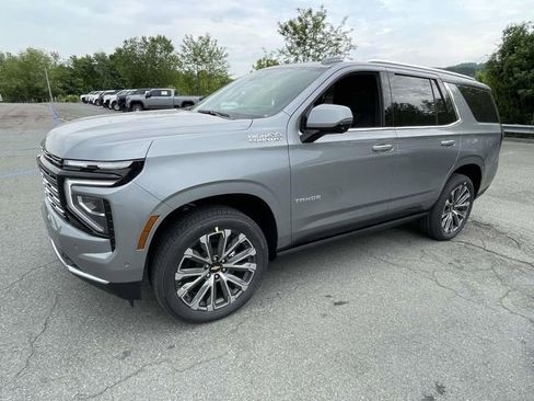 New 2026 Chevrolet Tahoe High Country AWD/4WD image 3