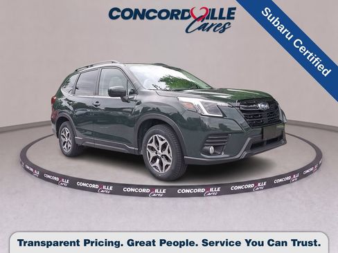 Certified 2023 Subaru Forester Premium AWD/4WD image 1