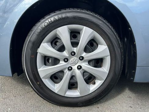 Used 2024 Toyota Corolla LE FWD image 8