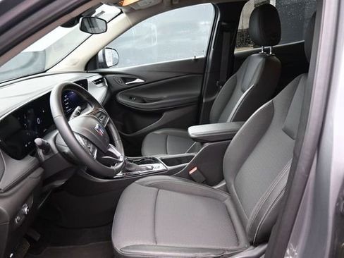 Used 2025 Buick Encore GX Preferred AWD/4WD image 20