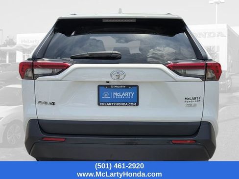 Used 2024 Toyota RAV4 XLE FWD image 4