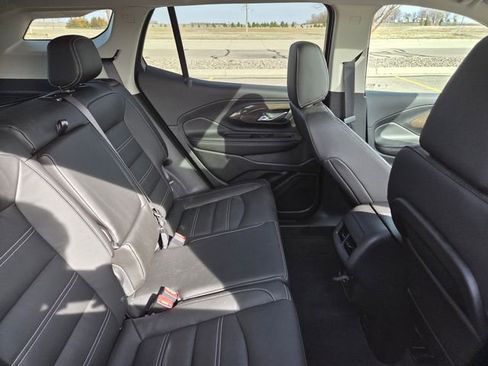 Used 2024 GMC Terrain Denali w/ Denali Premium Package image 43