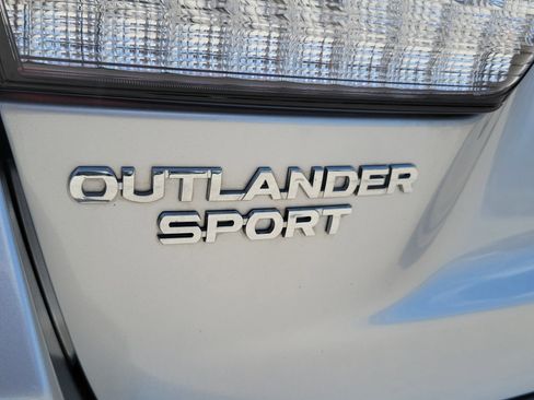 Used 2021 Mitsubishi Outlander Sport ES FWD image 30