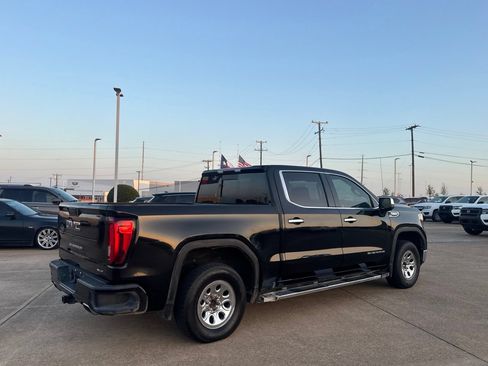 Used 2019 GMC Sierra 1500 SLT RWD image 21