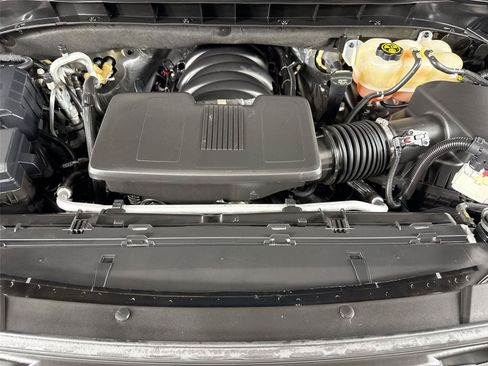 Used 2023 Chevrolet Suburban High Country w/ Premium Package 2 AWD/4WD image 58
