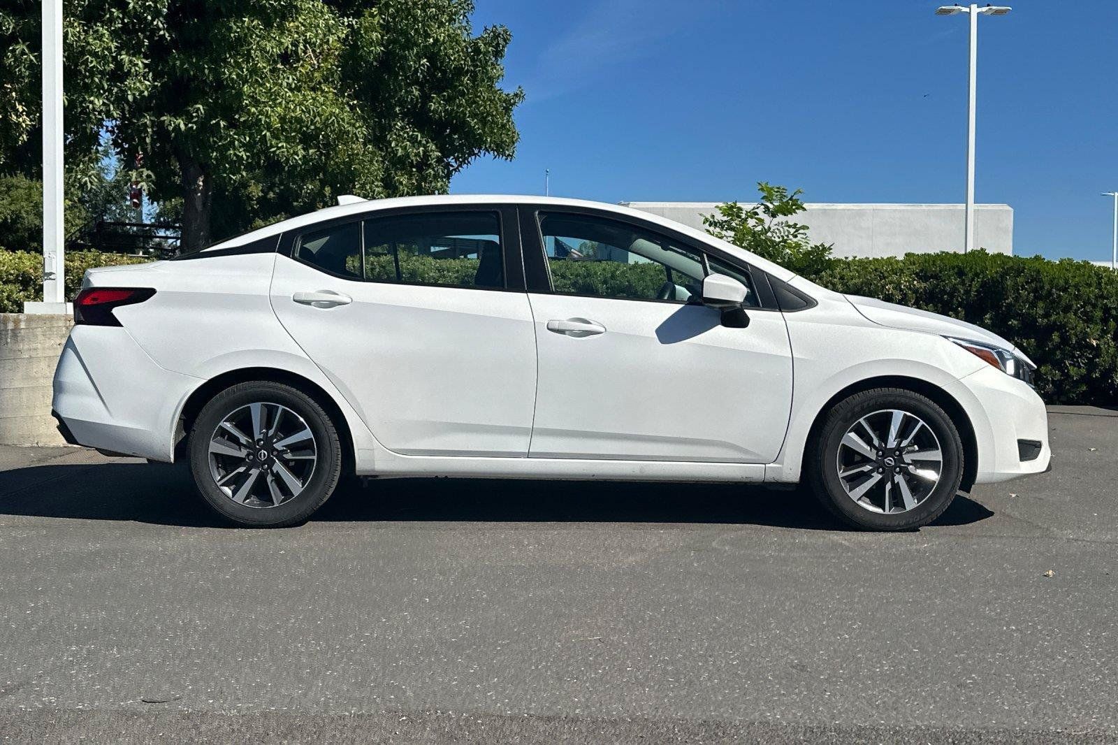 Certified 2024 Nissan Versa SV FWD image 3