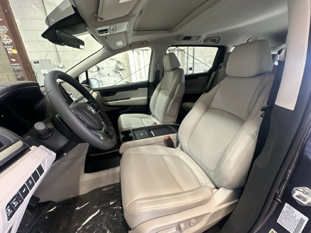 New 2026 Honda Odyssey EX-L image 13