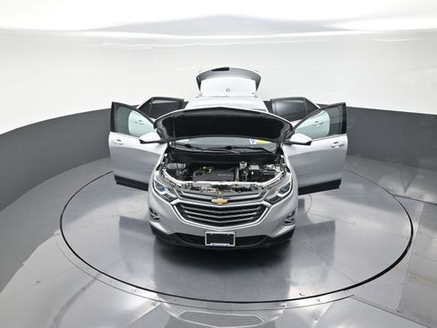 Used 2019 Chevrolet Equinox LT image 13