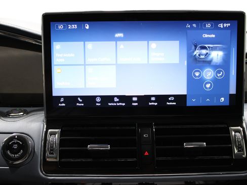 Used 2023 Lincoln Navigator L Black Label AWD/4WD image 19
