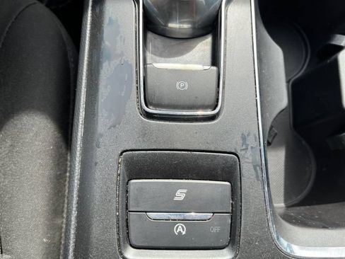 Used 2020 Ford Fusion SE FWD image 28