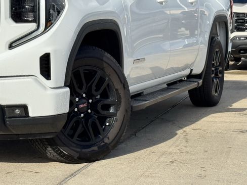 New 2026 GMC Sierra 1500 Elevation w/ LPO, Elevation Black Package RWD image 12