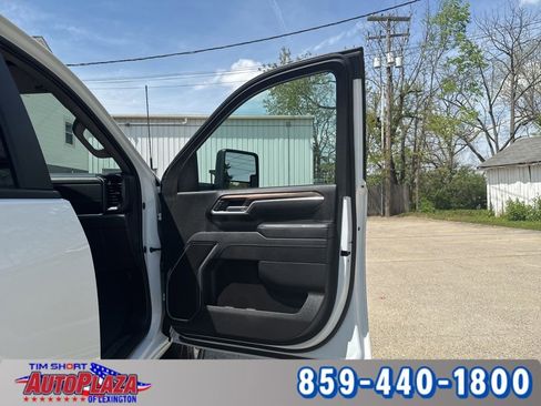 Used 2025 Chevrolet Silverado 3500 LT w/ Convenience Package AWD/4WD image 44