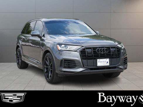 Used 2020 Audi Q7 3.0T Premium Plus AWD/4WD image 3