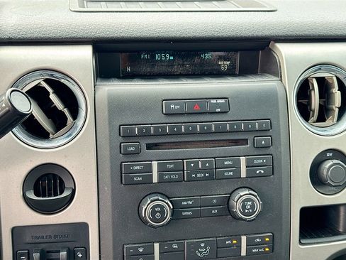 Used 2012 Ford F150 XLT w/ XLT Chrome Pkg image 18