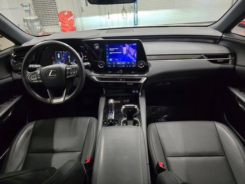 Used 2024 Lexus RX 350 FWD w/ Technology Package image 32
