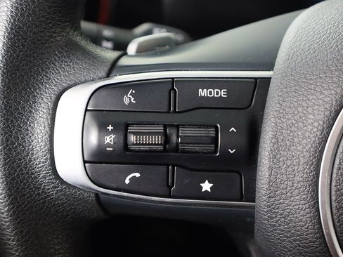 Used 2023 Kia Sportage LX image 36