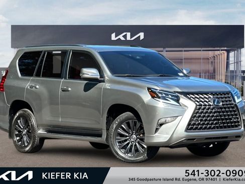 Used 2022 Lexus GX 460 Premium w/ Accessory Package AWD/4WD image 1
